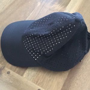 Lululemon black hat